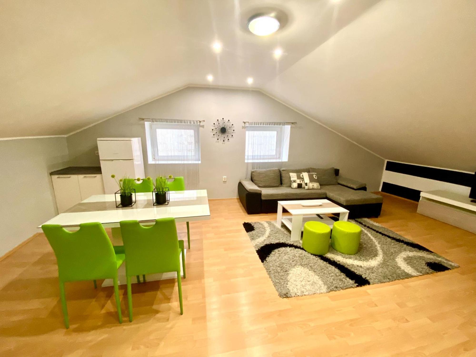 Apartments Suzi Криквеница Екстериор снимка