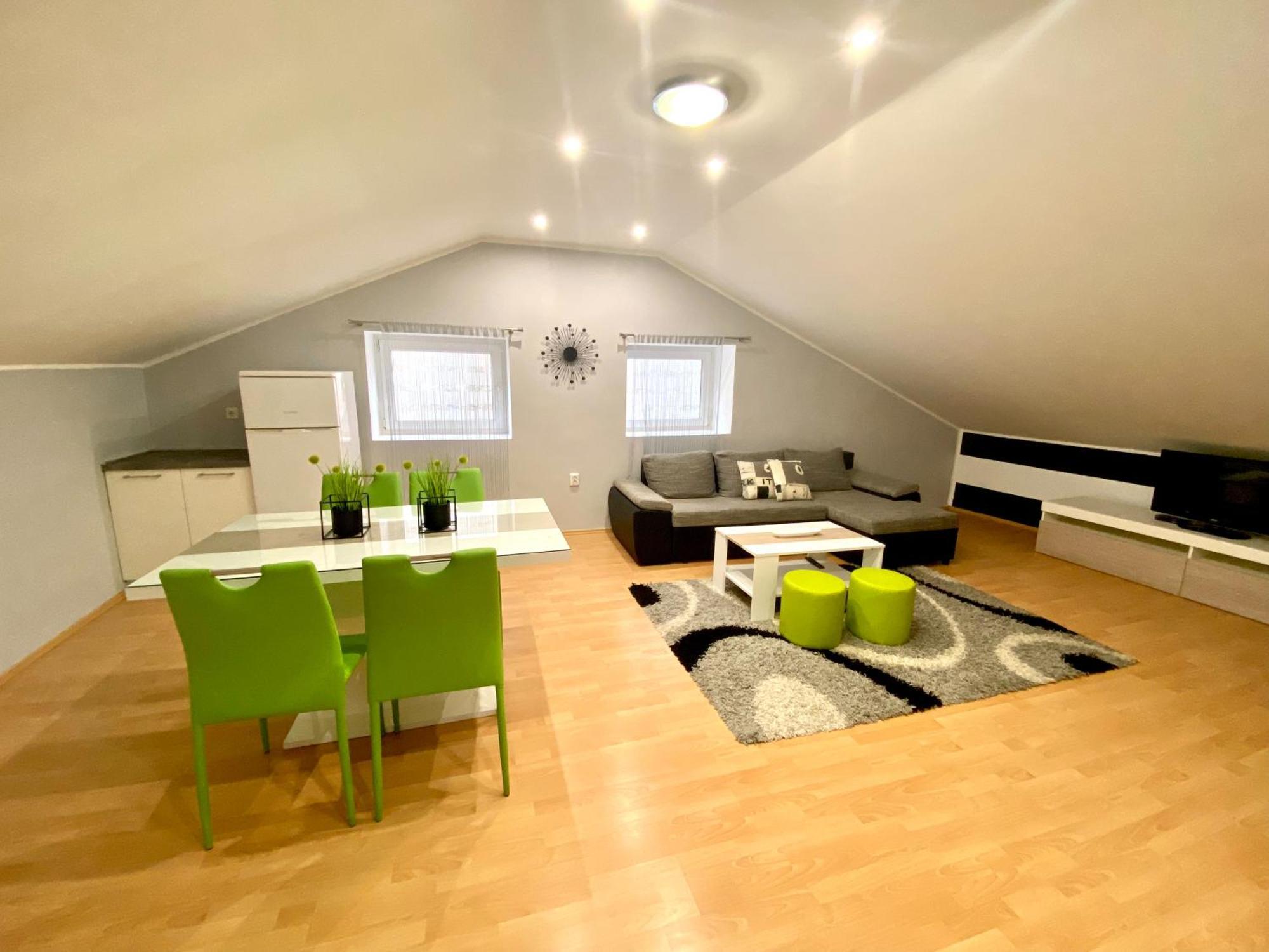 Apartments Suzi Криквеница Екстериор снимка