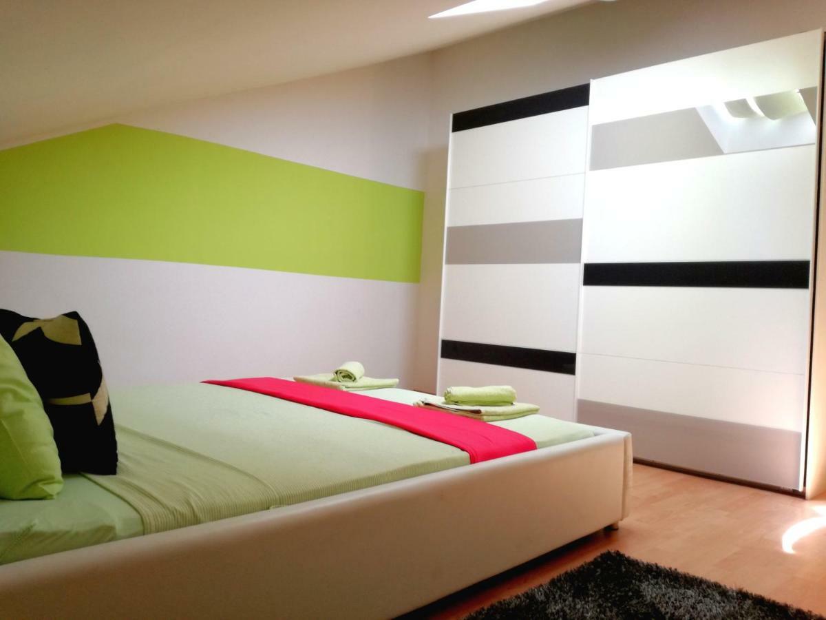 Apartments Suzi Криквеница Екстериор снимка